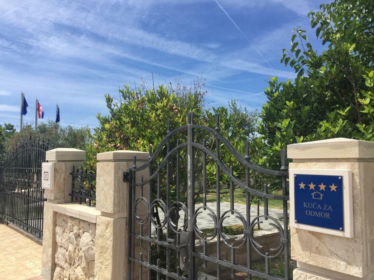 Villa Dabo Novalja Kültér fotó